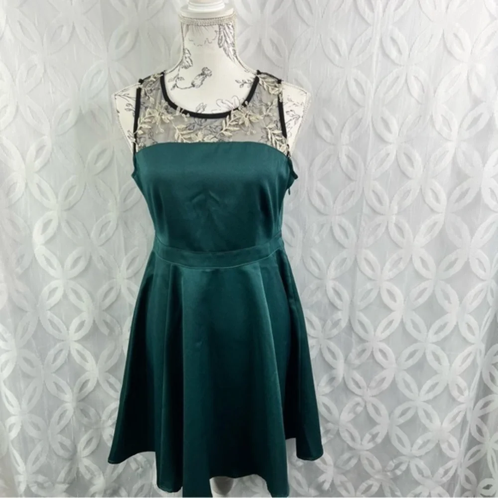 Altar'd‎ State Emerald Green Skater Dress size small